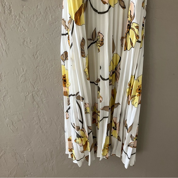 a new day White and Yellow Floral Midi Dress - Picture 9 of 13
